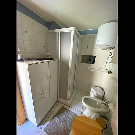 فندق مبيت وإفطار La Casa Delle Castagne 3*