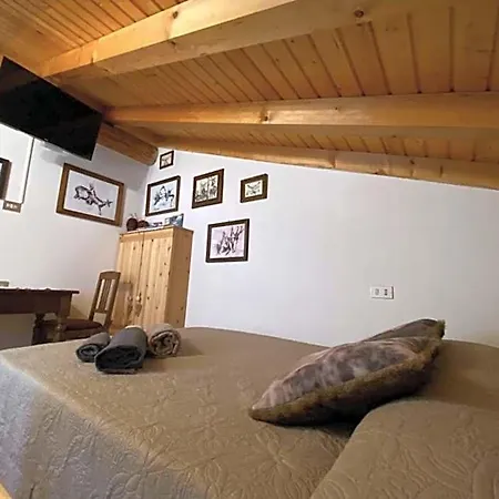 فندق مبيت وإفطار La Casa Delle Castagne